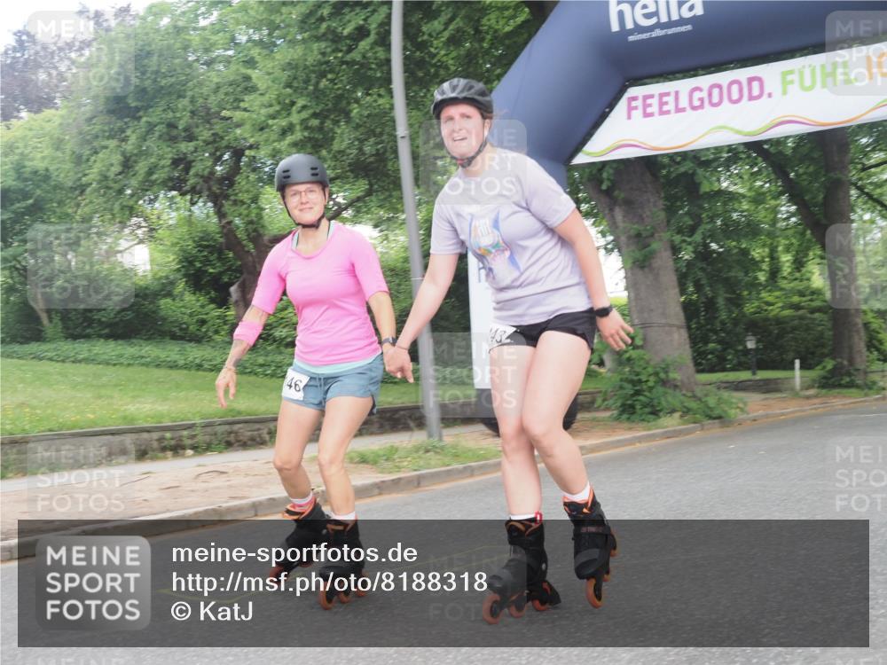29.06.2025 - hella hamburg halbmarathon KatJ http://msf.ph/oto/8188318 29.06.2025 09:25:35 Zwischen KM18-KM19  meine-sportfotos.de