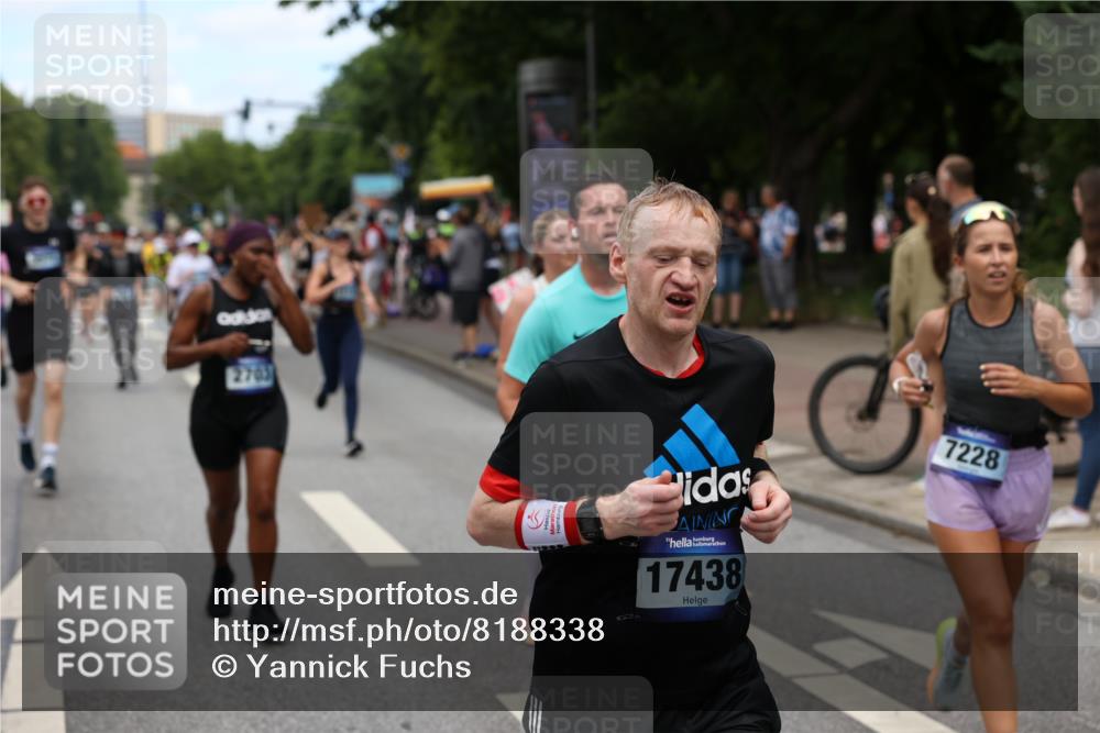 29.06.2025 - hella hamburg halbmarathon Yannick Fuchs http://msf.ph/oto/8188338 29.06.2025 11:21:36 20KM 2294, 2489, 2505, 2703, 2751, 3571, 3707, 3728, 4597, 4824, 4826, 5494, 5625, 5629, 6285, 6578, 6710, 7013, 7228, 7295, 7917, 8538, 8962, 9603, 9913, 10013, 10240, 10354, 10374, 10594, 11092, 11269, 11981, 12663, 13477, 14029, 14216, 14770, 14803, 14986, 15024, 15471, 15660, 16381, 16821, 16886, 16999, 17034, 17103, 17224, 17438, 17513, 17944, 18077, 18503, 18610 meine-sportfotos.de