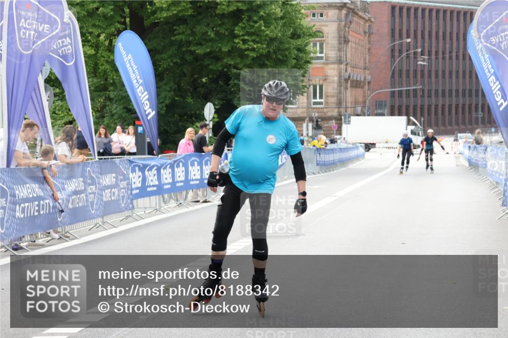 29.06.2025 - hella hamburg halbmarathon Strokosch-Dieckow http://msf.ph/oto/8188342 29.06.2025 09:28:57 Ziel 20129, 20154 meine-sportfotos.de