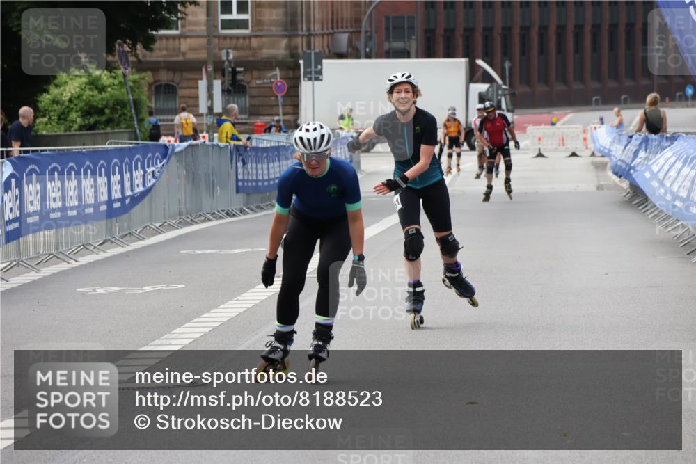29.06.2025 - hella hamburg halbmarathon Strokosch-Dieckow http://msf.ph/oto/8188523 29.06.2025 09:29:06 Ziel 20154, 20161 meine-sportfotos.de
