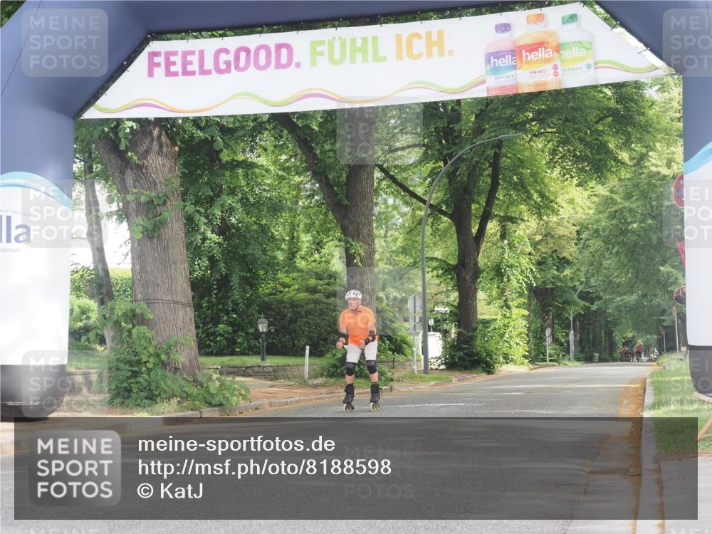 29.06.2025 - hella hamburg halbmarathon KatJ http://msf.ph/oto/8188598 29.06.2025 09:25:58 Zwischen KM18-KM19  meine-sportfotos.de