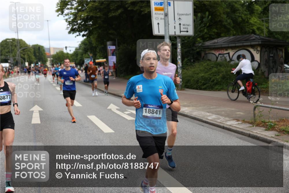 29.06.2025 - hella hamburg halbmarathon Yannick Fuchs http://msf.ph/oto/8188747 29.06.2025 10:30:36 20KM 3843, 4062, 6032, 10384, 10477, 10877, 12447, 12462, 12488, 12514, 13252, 13343, 13419, 14789, 14875, 15115, 15161, 15415, 15701, 15959, 16119, 16123, 17329, 17612, 17691, 18259, 18841 meine-sportfotos.de
