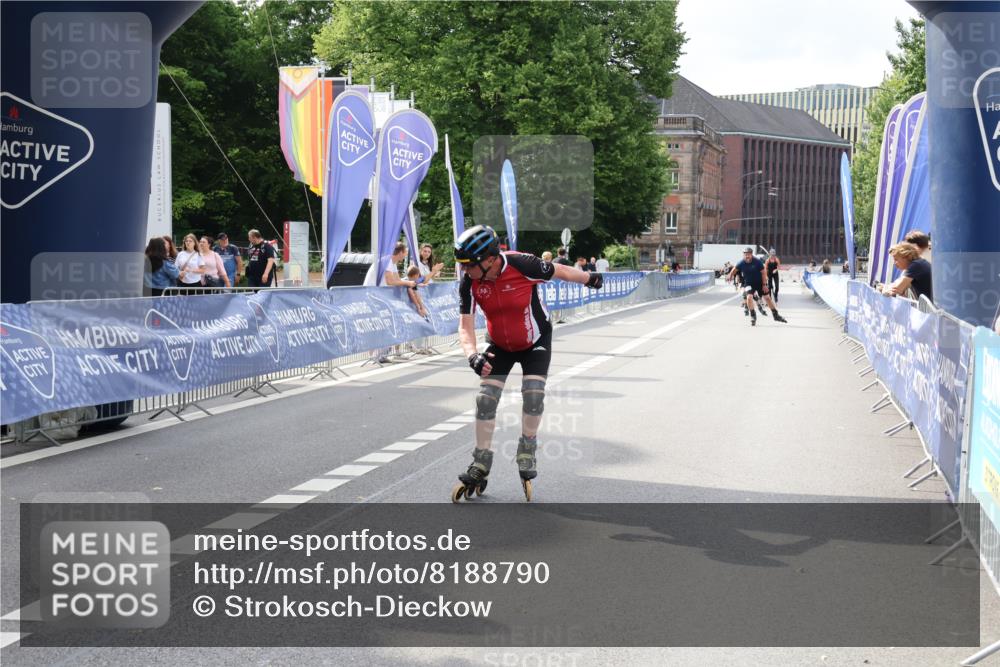 29.06.2025 - hella hamburg halbmarathon Strokosch-Dieckow http://msf.ph/oto/8188790 29.06.2025 09:29:21 Ziel 20020, 20090, 20364, 20369, 20453, 20501 meine-sportfotos.de