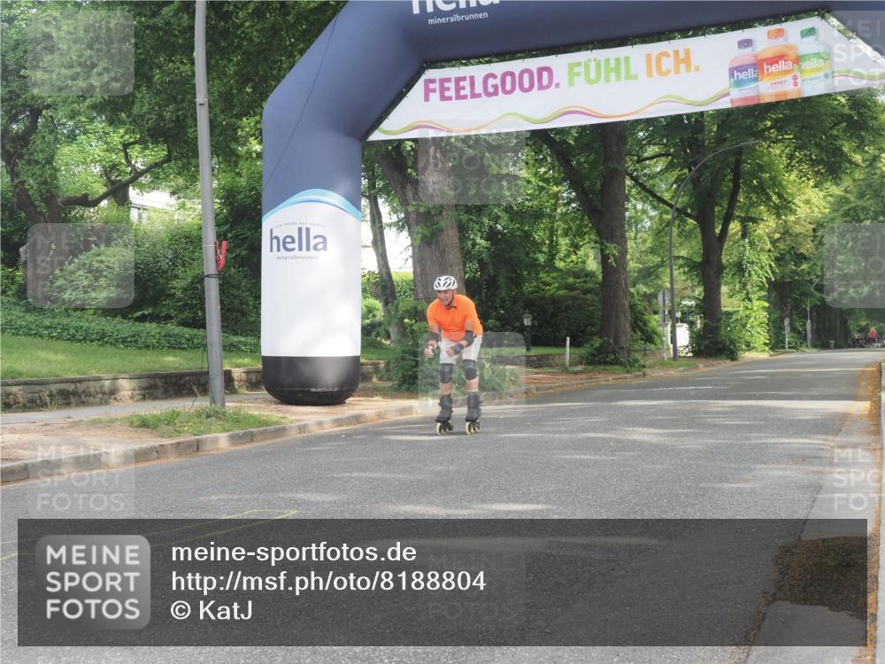 29.06.2025 - hella hamburg halbmarathon KatJ http://msf.ph/oto/8188804 29.06.2025 09:25:59 Zwischen KM18-KM19  meine-sportfotos.de