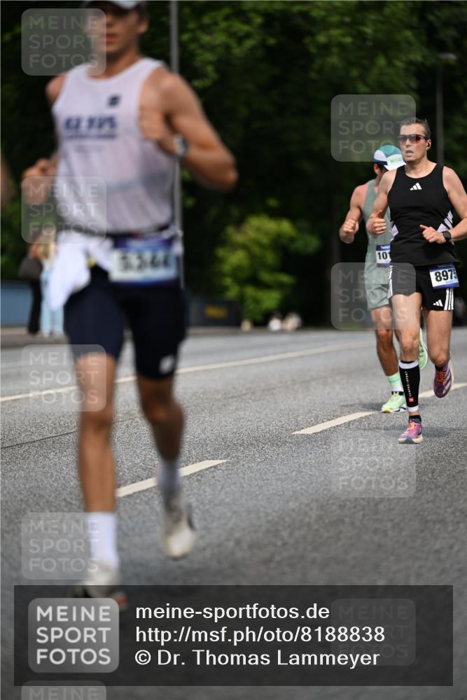 29.06.2025 - hella hamburg halbmarathon Dr. Thomas Lammeyer http://msf.ph/oto/8188838 29.06.2025 09:47:31 Kennedybrücke 1065, 1122, 3075, 3968, 5308, 5344, 7231, 7793, 8975, 9047, 9079, 10106, 10173, 10790 meine-sportfotos.de
