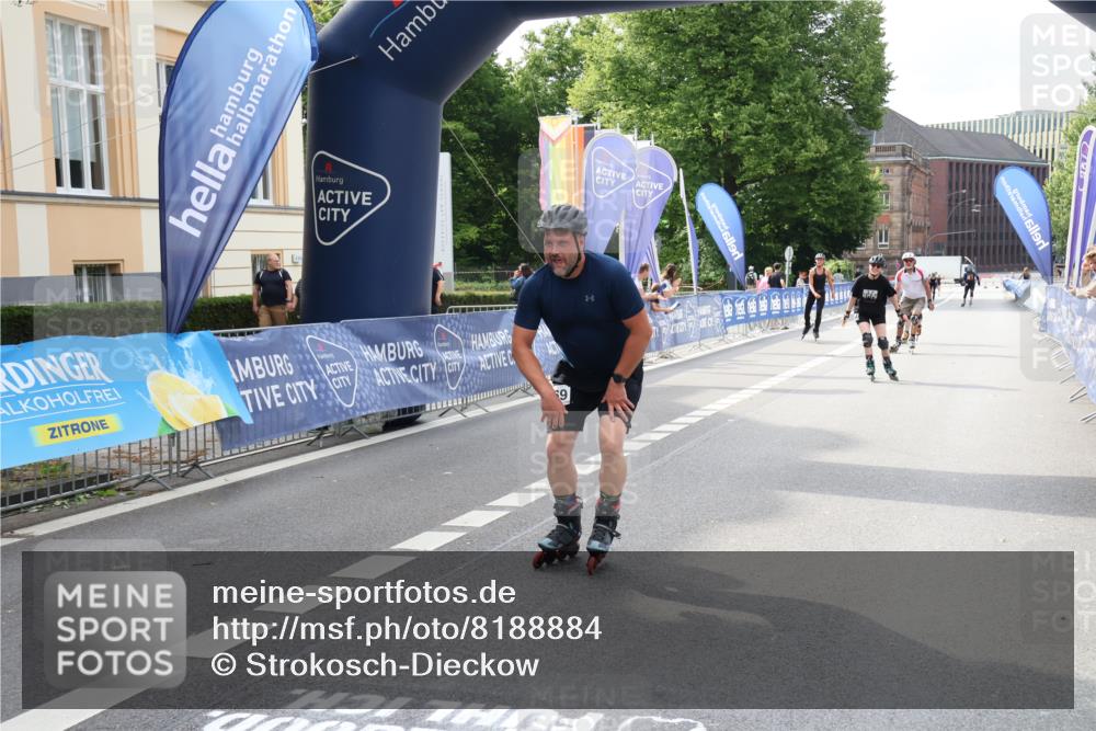 29.06.2025 - hella hamburg halbmarathon Strokosch-Dieckow http://msf.ph/oto/8188884 29.06.2025 09:29:27 Ziel 20090, 20364, 20369, 20453, 20501 meine-sportfotos.de