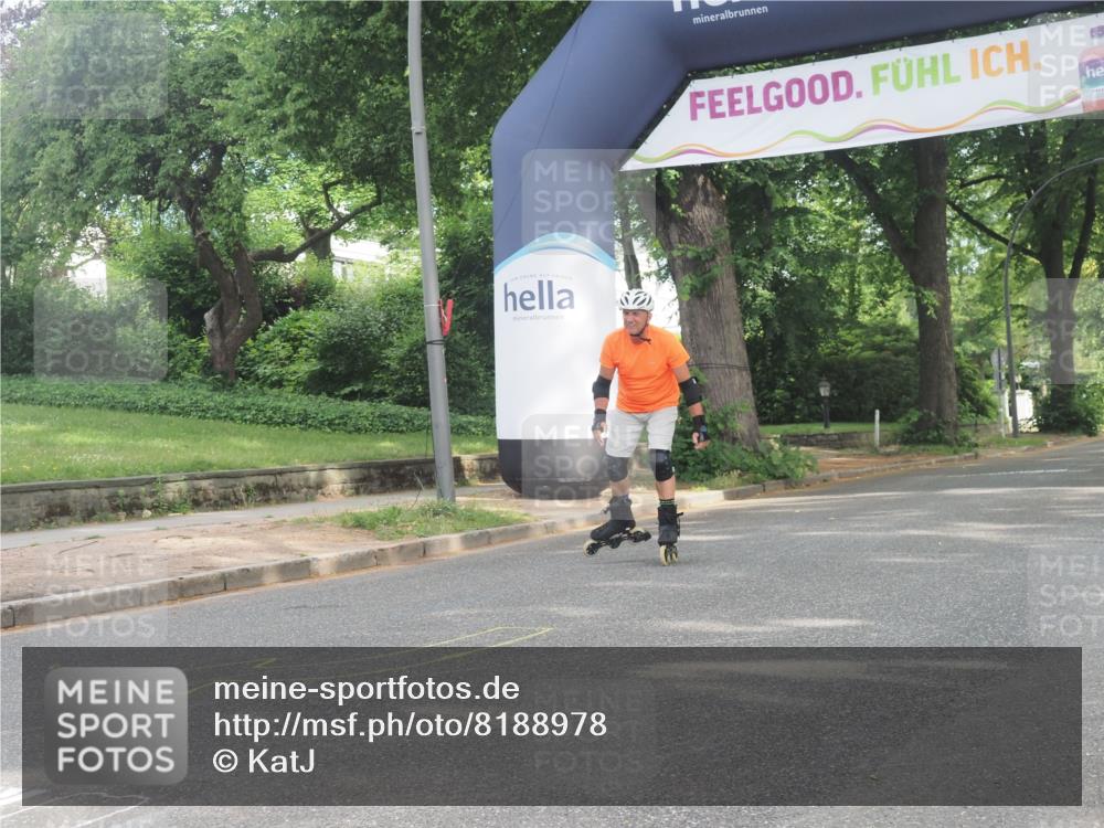29.06.2025 - hella hamburg halbmarathon KatJ http://msf.ph/oto/8188978 29.06.2025 09:26:00 Zwischen KM18-KM19  meine-sportfotos.de