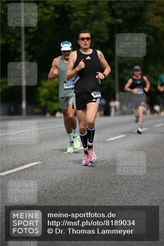 29.06.2025 - hella hamburg halbmarathon Dr. Thomas Lammeyer http://msf.ph/oto/8189034 29.06.2025 09:47:32 Kennedybrücke 1065, 1122, 3075, 3968, 5308, 5344, 7231, 7349, 7793, 8975, 9047, 9079, 10106, 10173, 10790 meine-sportfotos.de