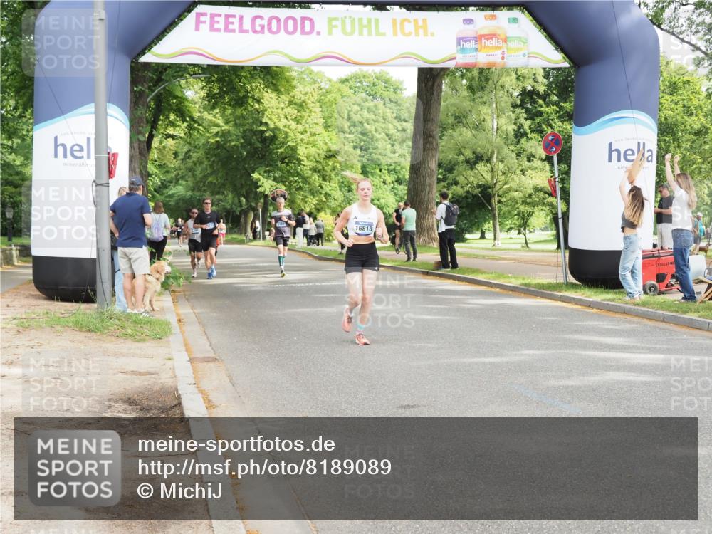 29.06.2025 - hella hamburg halbmarathon MichiJ http://msf.ph/oto/8189089 29.06.2025 10:19:27 Zwischen KM18-KM19 16818 meine-sportfotos.de