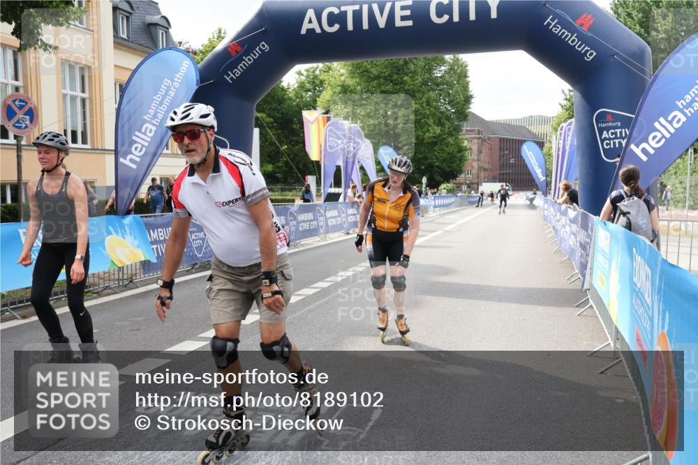 29.06.2025 - hella hamburg halbmarathon Strokosch-Dieckow http://msf.ph/oto/8189102 29.06.2025 09:29:32 Ziel 20090, 20115, 20453, 20501, 20502 meine-sportfotos.de
