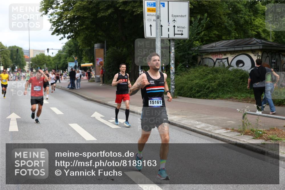 29.06.2025 - hella hamburg halbmarathon Yannick Fuchs http://msf.ph/oto/8189163 29.06.2025 10:30:47 20KM 2399, 2774, 3809, 3843, 4062, 6829, 6990, 6993, 10477, 12447, 12488, 13343, 13419, 14601, 14875, 15115, 15161, 15348, 16119, 17217, 17329, 17612, 17691, 18156, 18600 meine-sportfotos.de