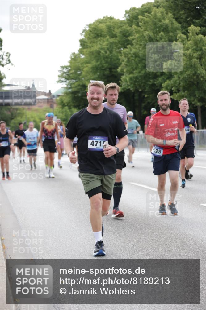 29.06.2025 - hella hamburg halbmarathon Jannik Wohlers http://msf.ph/oto/8189213 29.06.2025 10:23:57 Lombardsbrücke 1005, 1009, 1064, 2132, 2477, 3285, 3579, 3786, 4162, 4464, 4684, 4719, 4993, 6478, 6524, 6526, 7528, 7920, 7975, 8167, 8187, 8297, 9063, 12210, 13380, 13573, 13711, 14143, 14433, 14439, 14824, 15456, 16345, 16861, 17147, 17262, 17559, 17560, 18077, 18109, 18132, 19080 meine-sportfotos.de