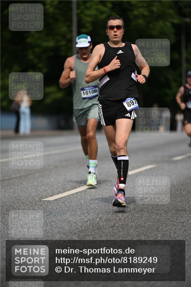 29.06.2025 - hella hamburg halbmarathon Dr. Thomas Lammeyer http://msf.ph/oto/8189249 29.06.2025 09:47:33 Kennedybrücke 1065, 1122, 3075, 3968, 5308, 5344, 7231, 7349, 7793, 8975, 9047, 9079, 10106, 10173, 10790 meine-sportfotos.de
