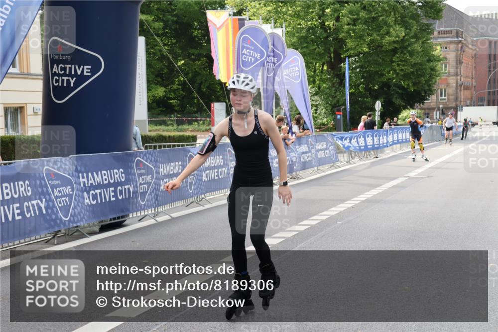 29.06.2025 - hella hamburg halbmarathon Strokosch-Dieckow http://msf.ph/oto/8189306 29.06.2025 09:29:43 Ziel 20089, 20502, 20525 meine-sportfotos.de