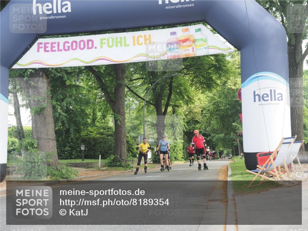 29.06.2025 - hella hamburg halbmarathon KatJ http://msf.ph/oto/8189354 29.06.2025 09:26:19 Zwischen KM18-KM19  meine-sportfotos.de