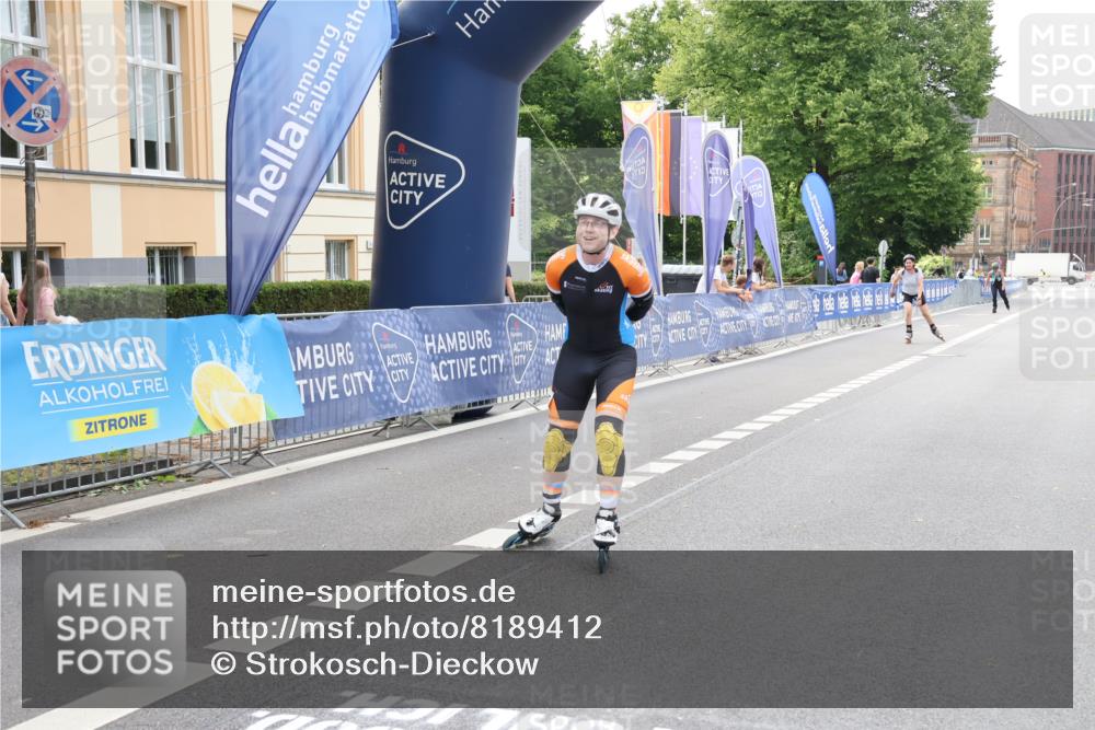 29.06.2025 - hella hamburg halbmarathon Strokosch-Dieckow http://msf.ph/oto/8189412 29.06.2025 09:29:48 Ziel 20028, 20089, 20525 meine-sportfotos.de