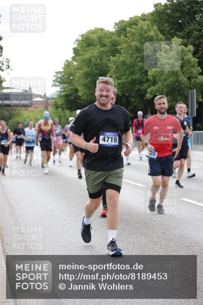 29.06.2025 - hella hamburg halbmarathon Jannik Wohlers http://msf.ph/oto/8189453 29.06.2025 10:23:57 Lombardsbrücke 1005, 1009, 1064, 2132, 2477, 3285, 3579, 3786, 4162, 4464, 4684, 4719, 4993, 6478, 6524, 6526, 7528, 7920, 7975, 8167, 8187, 8297, 9063, 12210, 13380, 13573, 13711, 14143, 14433, 14439, 14824, 15456, 16345, 16861, 17147, 17262, 17559, 17560, 18077, 18109, 18132, 19080 meine-sportfotos.de