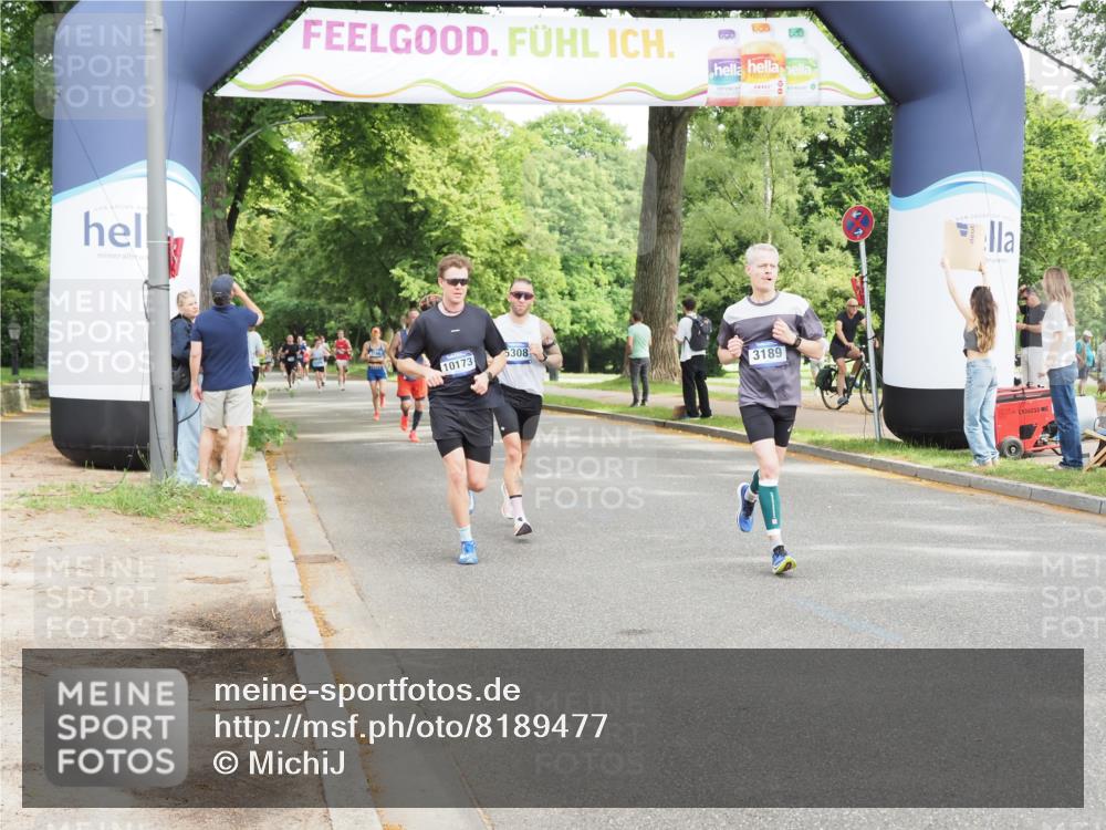 29.06.2025 - hella hamburg halbmarathon MichiJ http://msf.ph/oto/8189477 29.06.2025 10:19:31 Zwischen KM18-KM19 3189, 5308, 16818 meine-sportfotos.de