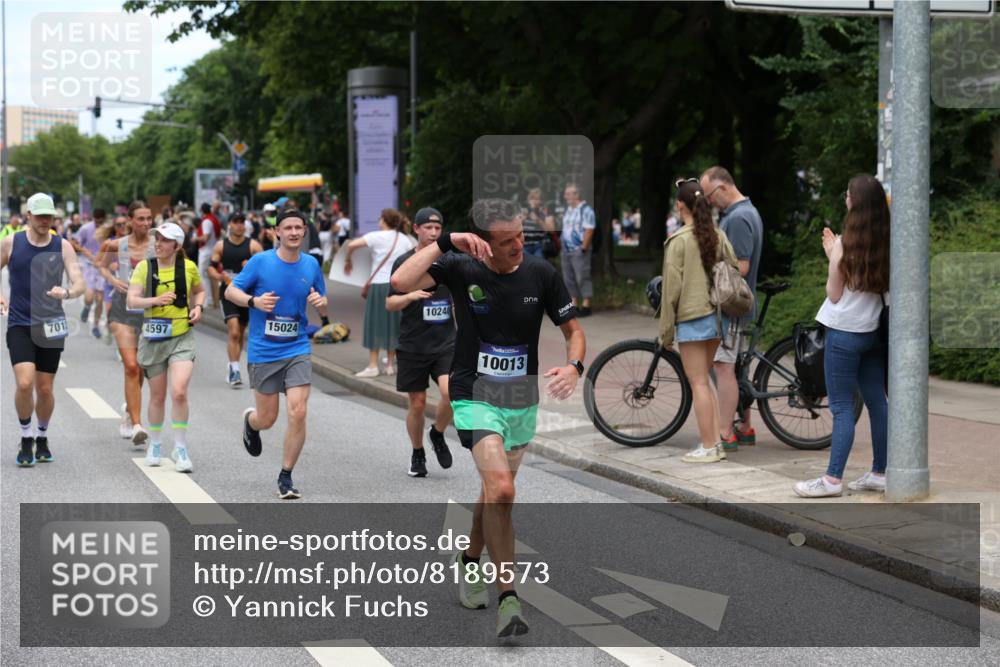 29.06.2025 - hella hamburg halbmarathon Yannick Fuchs http://msf.ph/oto/8189573 29.06.2025 11:21:44 20KM 2294, 2489, 2505, 2703, 2751, 3571, 3707, 3728, 3822, 4164, 4597, 4824, 4826, 4924, 5625, 6307, 6578, 6620, 6710, 6724, 7013, 7228, 7295, 8538, 8738, 9598, 9603, 10013, 10240, 10354, 10594, 10907, 11269, 12663, 13418, 14029, 14216, 14347, 14770, 14803, 15024, 15471, 15660, 16381, 16821, 16886, 16999, 17103, 17224, 17438, 17513, 17944, 18503 meine-sportfotos.de