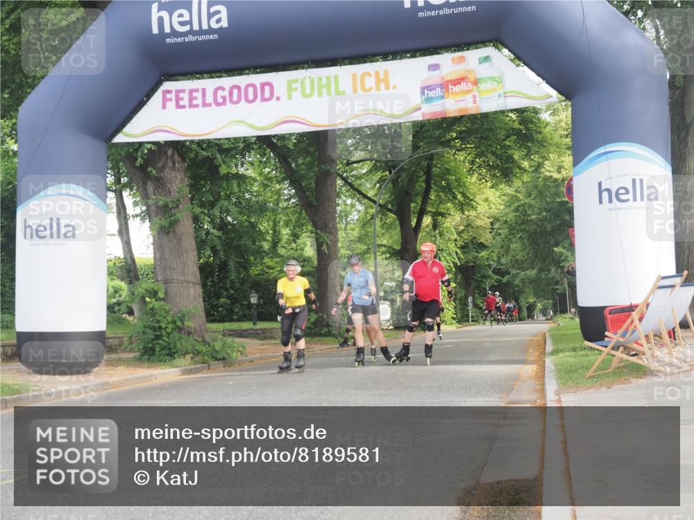 29.06.2025 - hella hamburg halbmarathon KatJ http://msf.ph/oto/8189581 29.06.2025 09:26:21 Zwischen KM18-KM19  meine-sportfotos.de