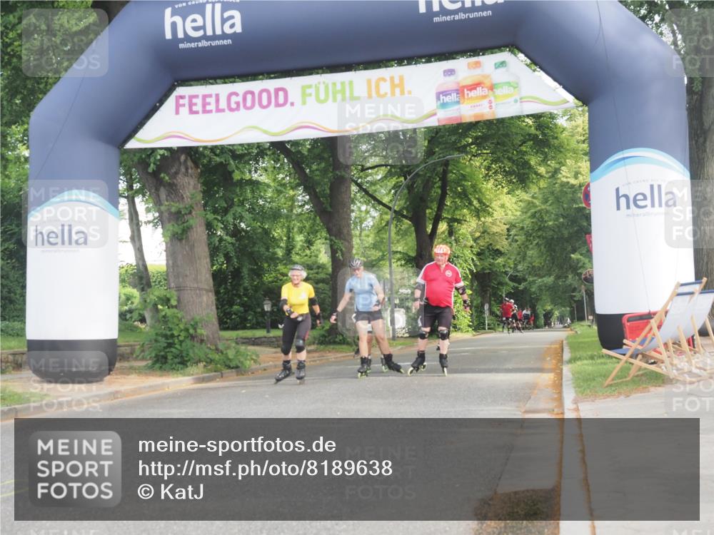 29.06.2025 - hella hamburg halbmarathon KatJ http://msf.ph/oto/8189638 29.06.2025 09:26:21 Zwischen KM18-KM19  meine-sportfotos.de