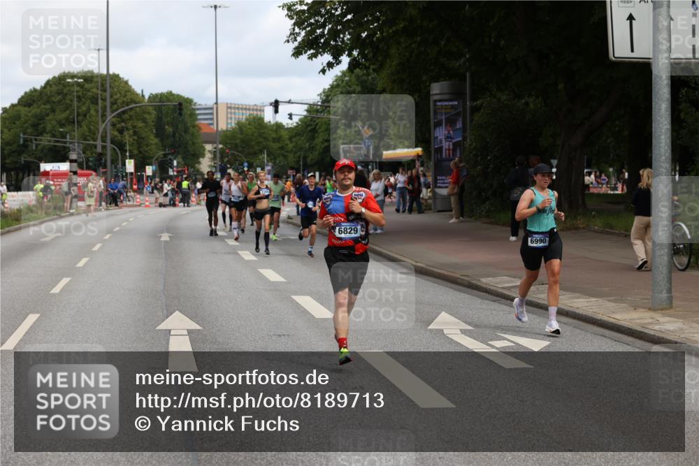 29.06.2025 - hella hamburg halbmarathon Yannick Fuchs http://msf.ph/oto/8189713 29.06.2025 10:30:59 20KM 2399, 2774, 3809, 6829, 6915, 6990, 6993, 10852, 11620, 12051, 12168, 12447, 12488, 13343, 13991, 14601, 14622, 15115, 15348, 15621, 17078, 17217, 17329, 17691, 18156, 18600 meine-sportfotos.de