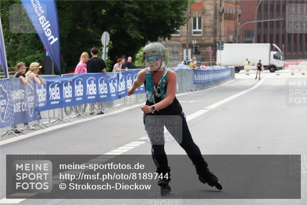 29.06.2025 - hella hamburg halbmarathon Strokosch-Dieckow http://msf.ph/oto/8189744 29.06.2025 09:29:56 Ziel 20028 meine-sportfotos.de