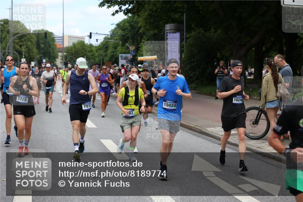 29.06.2025 - hella hamburg halbmarathon Yannick Fuchs http://msf.ph/oto/8189774 29.06.2025 11:21:45 20KM 2294, 2489, 2505, 2703, 2751, 3424, 3571, 3707, 3728, 3822, 4164, 4597, 4824, 4826, 4924, 5625, 6307, 6578, 6620, 6710, 6724, 7013, 7228, 7295, 8538, 8738, 9598, 9603, 10013, 10240, 10354, 10435, 10907, 11269, 12663, 13418, 14029, 14216, 14347, 14770, 14803, 15024, 15471, 15660, 16381, 16821, 16886, 16999, 17103, 17224, 17438, 17513, 17944, 18503 meine-sportfotos.de