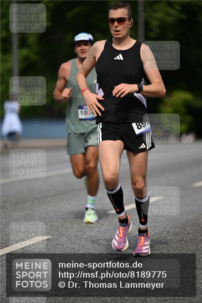 29.06.2025 - hella hamburg halbmarathon Dr. Thomas Lammeyer http://msf.ph/oto/8189775 29.06.2025 09:47:34 Kennedybrücke 1065, 1122, 2879, 3075, 3968, 5308, 5344, 7231, 7349, 7793, 8975, 9047, 9079, 10106, 10173, 10790 meine-sportfotos.de