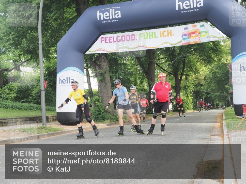 29.06.2025 - hella hamburg halbmarathon KatJ http://msf.ph/oto/8189844 29.06.2025 09:26:22 Zwischen KM18-KM19  meine-sportfotos.de