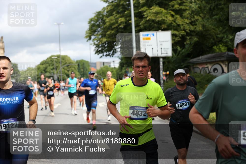 29.06.2025 - hella hamburg halbmarathon Yannick Fuchs http://msf.ph/oto/8189880 29.06.2025 10:43:51 20KM 2013, 2504, 2516, 2878, 2937, 3414, 3543, 3562, 3692, 4017, 4832, 5460, 5978, 6115, 7100, 7332, 7657, 8437, 8454, 8813, 9200, 9463, 9491, 9551, 9597, 9619, 9723, 9924, 9965, 10189, 11339, 11819, 12035, 12203, 12271, 12670, 13159, 13225, 13690, 13976, 14526, 14838, 15519, 15523, 15620, 15966, 16403, 16653, 16731, 16738, 16843, 16877, 16891, 17001, 17753, 17908, 18058, 18350, 18926, 18960, 19109 meine-sportfotos.de