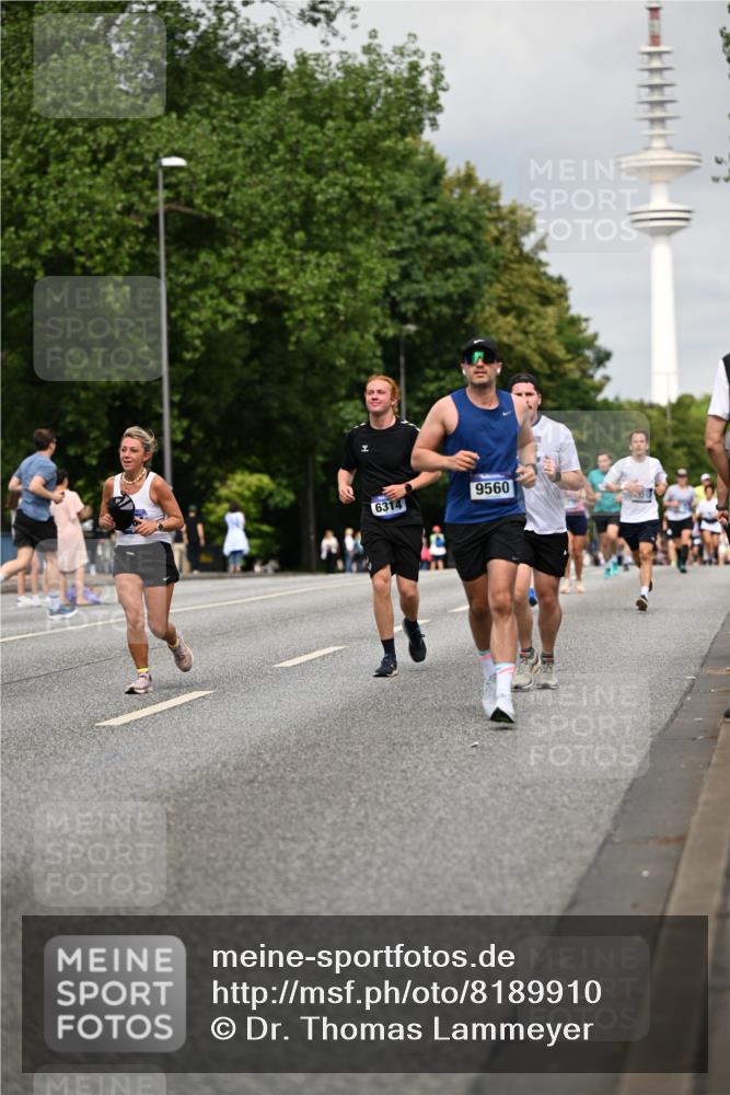 29.06.2025 - hella hamburg halbmarathon Dr. Thomas Lammeyer http://msf.ph/oto/8189910 29.06.2025 10:11:00 Kennedybrücke 1245, 4502, 4550, 5951, 6314, 6572, 6664, 8960, 9560, 10212, 10297, 10736 meine-sportfotos.de