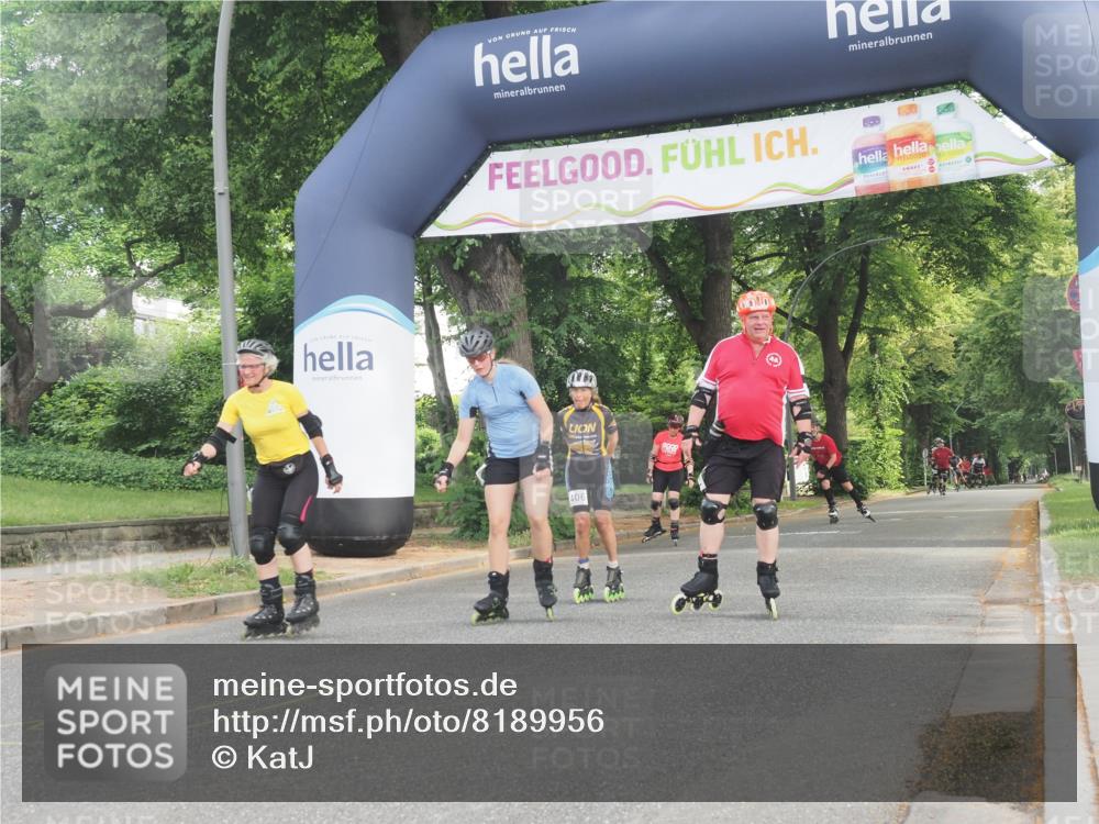 29.06.2025 - hella hamburg halbmarathon KatJ http://msf.ph/oto/8189956 29.06.2025 09:26:22 Zwischen KM18-KM19  meine-sportfotos.de