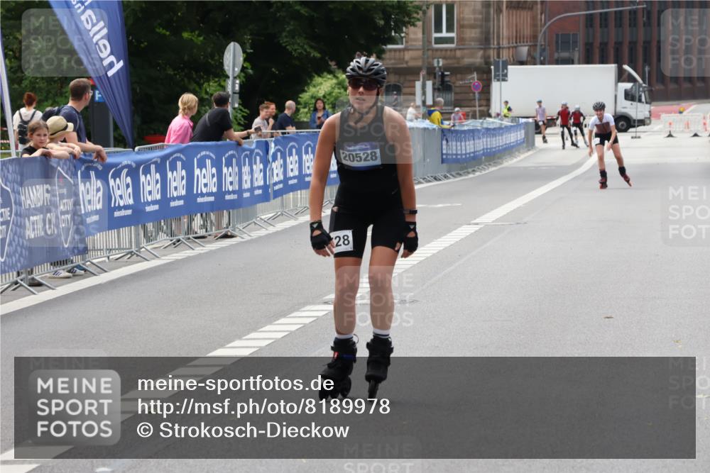 29.06.2025 - hella hamburg halbmarathon Strokosch-Dieckow http://msf.ph/oto/8189978 29.06.2025 09:30:18 Ziel 20301, 20528 meine-sportfotos.de