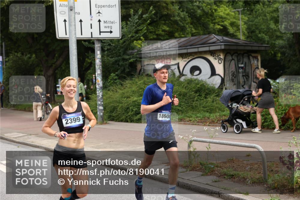 29.06.2025 - hella hamburg halbmarathon Yannick Fuchs http://msf.ph/oto/8190041 29.06.2025 10:31:05 20KM 2121, 2399, 2774, 3809, 6829, 6915, 6990, 6993, 10404, 10852, 11304, 11620, 12051, 12168, 12916, 13991, 14075, 14601, 14622, 15115, 15348, 15621, 16158, 17078, 17217, 18156, 18600 meine-sportfotos.de
