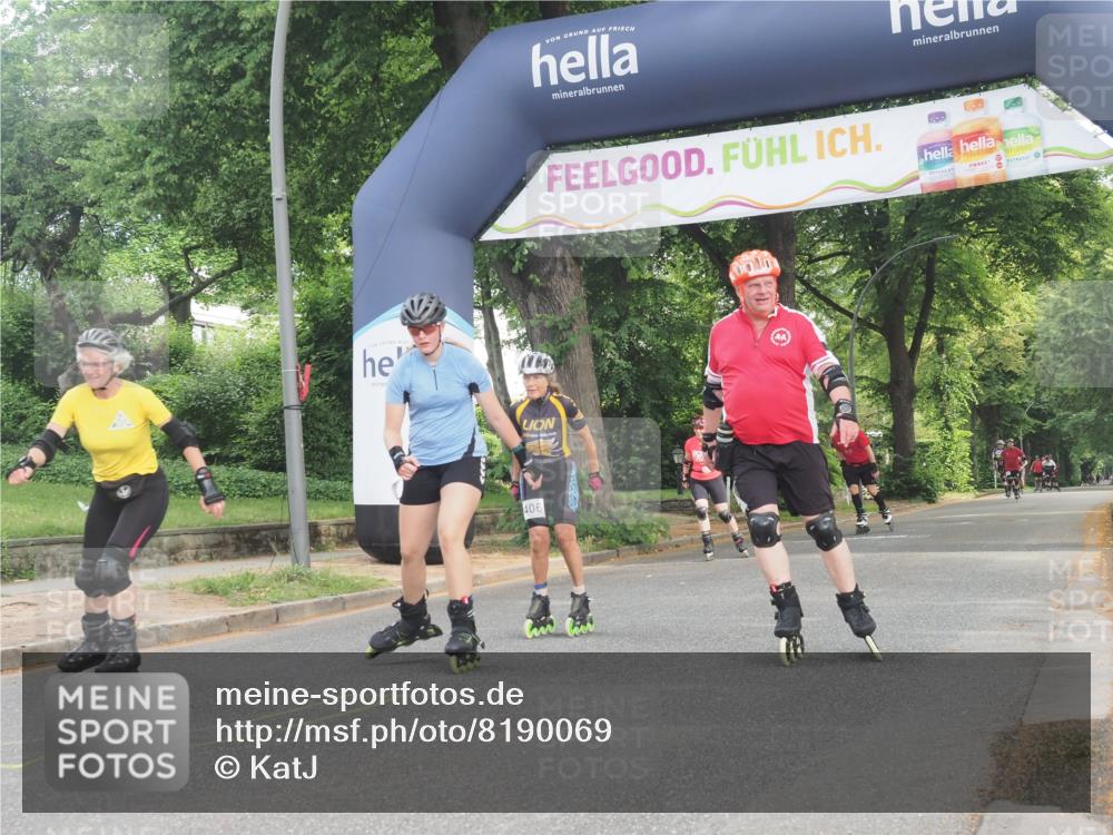 29.06.2025 - hella hamburg halbmarathon KatJ http://msf.ph/oto/8190069 29.06.2025 09:26:22 Zwischen KM18-KM19  meine-sportfotos.de