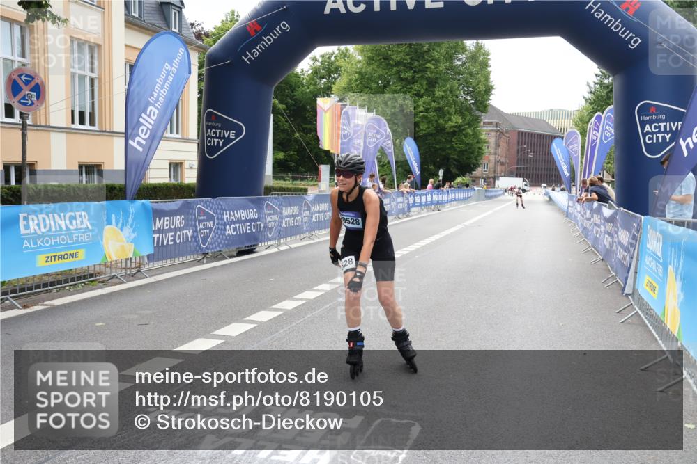 29.06.2025 - hella hamburg halbmarathon Strokosch-Dieckow http://msf.ph/oto/8190105 29.06.2025 09:30:21 Ziel 20301, 20528 meine-sportfotos.de
