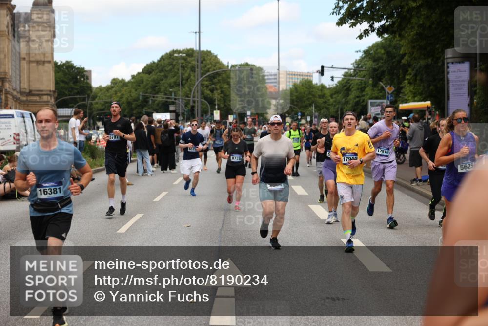 29.06.2025 - hella hamburg halbmarathon Yannick Fuchs http://msf.ph/oto/8190234 29.06.2025 11:21:48 20KM 1836, 2294, 2489, 2505, 2703, 3424, 3571, 3707, 3728, 3822, 4164, 4597, 4824, 4826, 4924, 5625, 6307, 6578, 6620, 6710, 6724, 7013, 7228, 7295, 8538, 8738, 9078, 9598, 9603, 10013, 10240, 10354, 10435, 10907, 11269, 11859, 12319, 12663, 13418, 14118, 14216, 14347, 14770, 14803, 15024, 15471, 15660, 16381, 16821, 16886, 17103, 17224, 17438, 17513, 17944 meine-sportfotos.de
