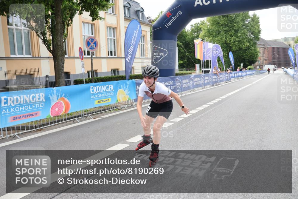29.06.2025 - hella hamburg halbmarathon Strokosch-Dieckow http://msf.ph/oto/8190269 29.06.2025 09:30:30 Ziel 20301 meine-sportfotos.de
