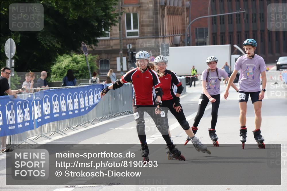 29.06.2025 - hella hamburg halbmarathon Strokosch-Dieckow http://msf.ph/oto/8190293 29.06.2025 09:30:43 Ziel 20152, 20153, 20549, 20550 meine-sportfotos.de