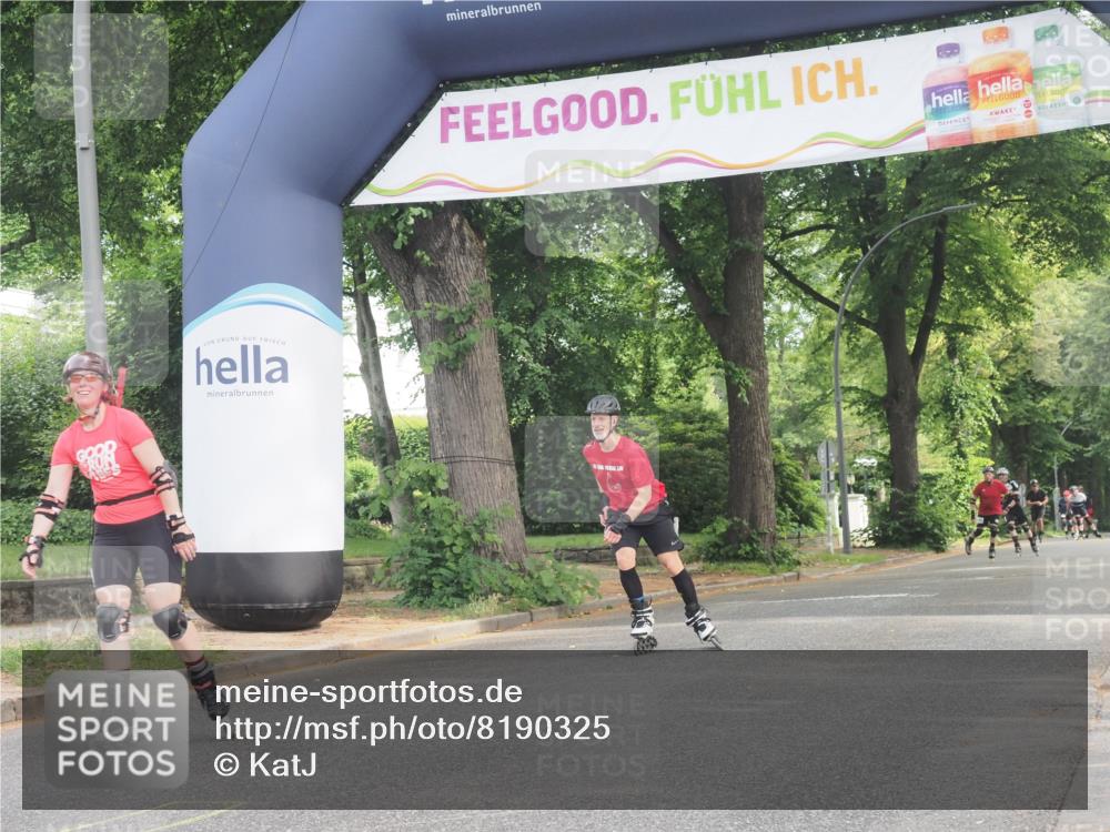 29.06.2025 - hella hamburg halbmarathon KatJ http://msf.ph/oto/8190325 29.06.2025 09:26:24 Zwischen KM18-KM19  meine-sportfotos.de