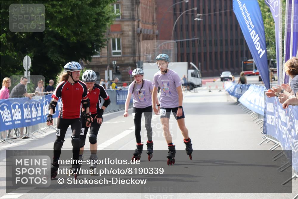 29.06.2025 - hella hamburg halbmarathon Strokosch-Dieckow http://msf.ph/oto/8190339 29.06.2025 09:30:45 Ziel 20152, 20153, 20549, 20550 meine-sportfotos.de
