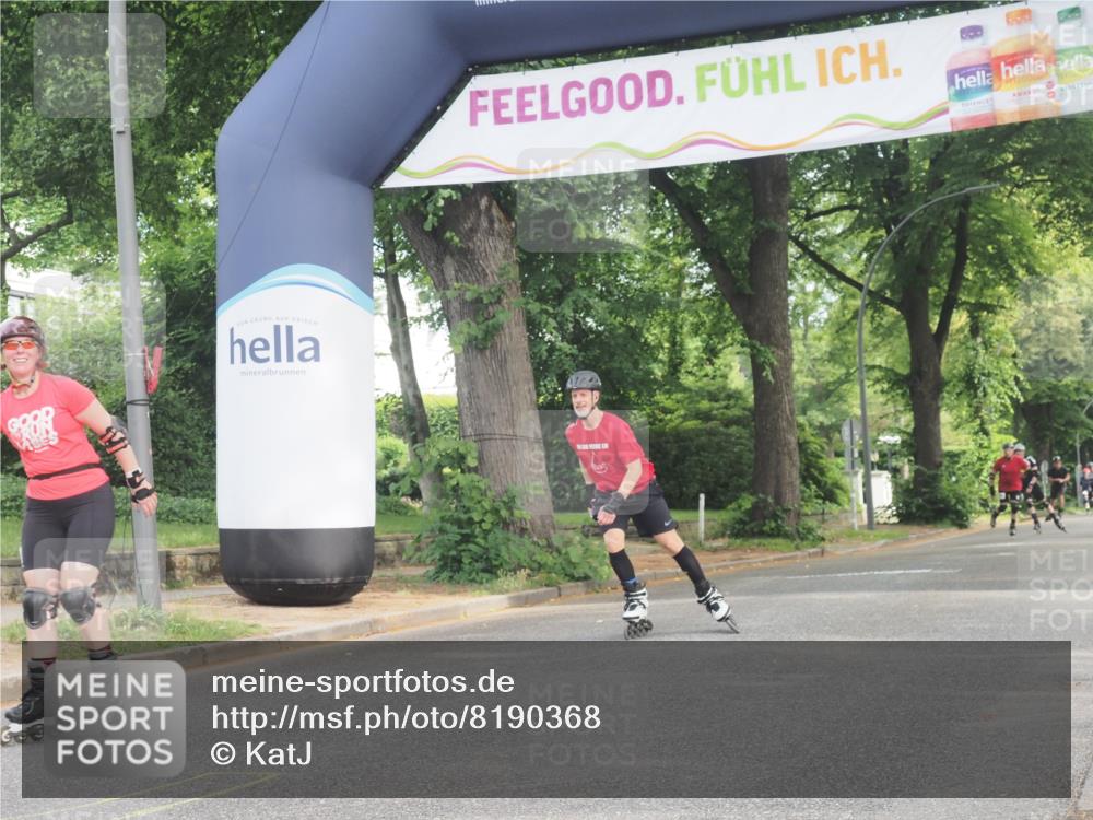 29.06.2025 - hella hamburg halbmarathon KatJ http://msf.ph/oto/8190368 29.06.2025 09:26:24 Zwischen KM18-KM19  meine-sportfotos.de