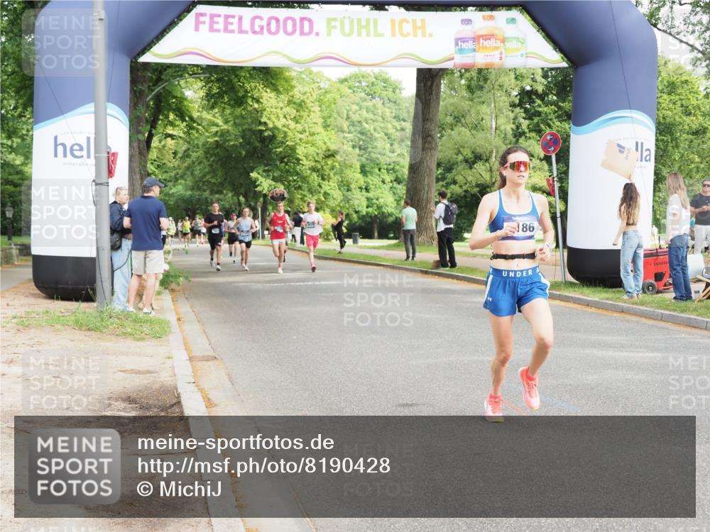 29.06.2025 - hella hamburg halbmarathon MichiJ http://msf.ph/oto/8190428 29.06.2025 10:19:37 Zwischen KM18-KM19 3189, 5308, 7186, 10173, 16713 meine-sportfotos.de