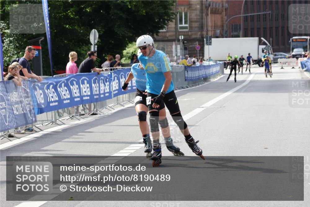 29.06.2025 - hella hamburg halbmarathon Strokosch-Dieckow http://msf.ph/oto/8190489 29.06.2025 09:31:13 Ziel 20273, 20274 meine-sportfotos.de