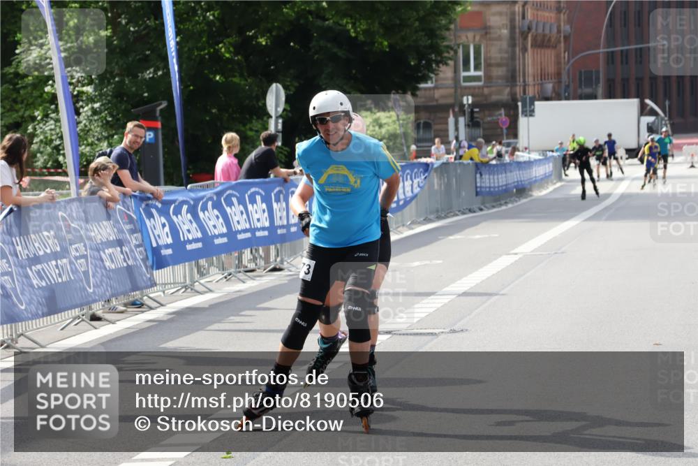 29.06.2025 - hella hamburg halbmarathon Strokosch-Dieckow http://msf.ph/oto/8190506 29.06.2025 09:31:14 Ziel 20273, 20274 meine-sportfotos.de