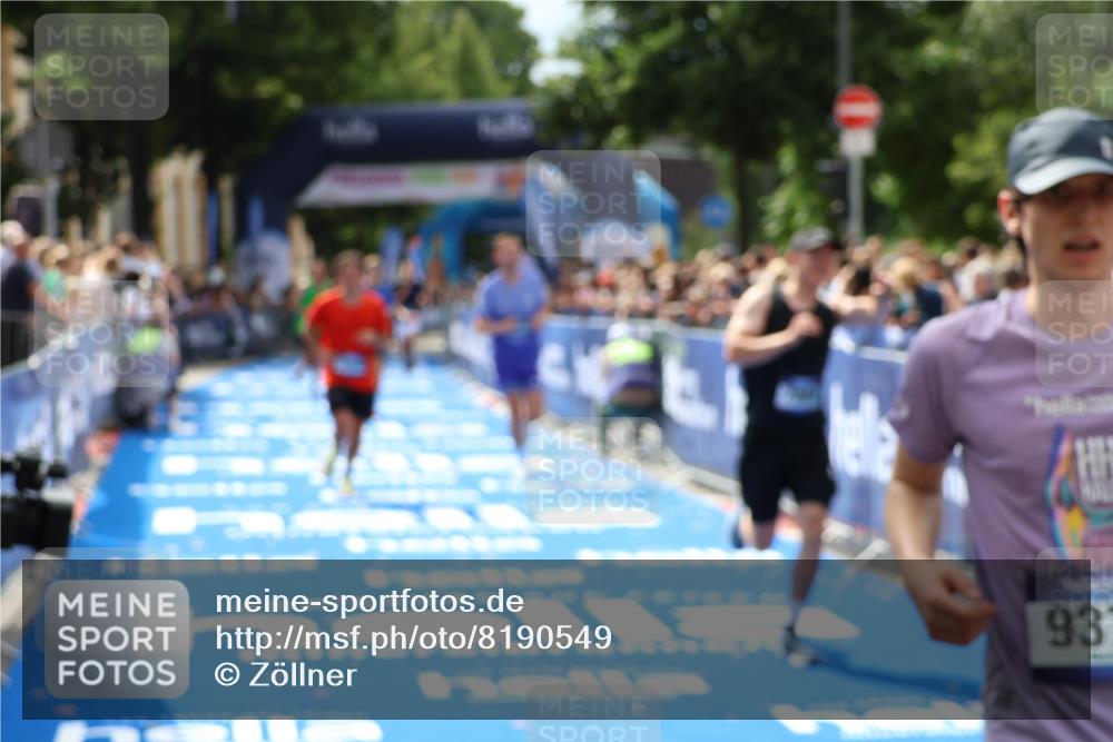 29.06.2025 - hella hamburg halbmarathon Zöllner http://msf.ph/oto/8190549 29.06.2025 10:34:17 Ziel 1080, 3005, 7884, 7901, 14784, 18906 meine-sportfotos.de