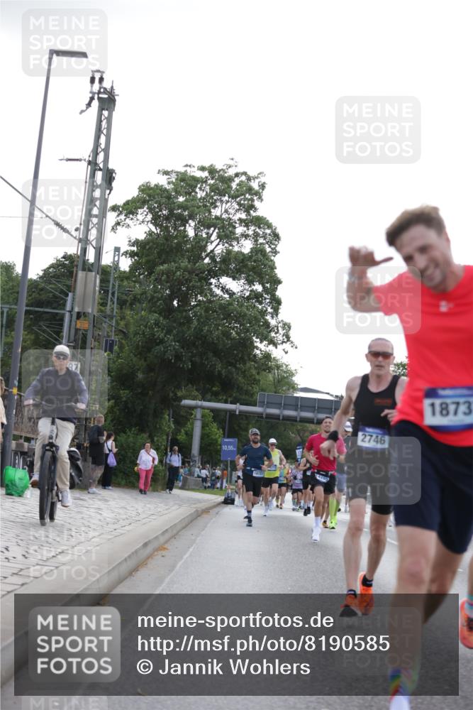 29.06.2025 - hella hamburg halbmarathon Jannik Wohlers http://msf.ph/oto/8190585 29.06.2025 09:44:44 Lombardsbrücke 1758, 1827, 2746, 3201, 5269, 6619, 6781, 9381, 10486, 10848, 11169, 12049, 12595, 12900, 13838, 14140, 14164, 14289, 15672, 15883, 16157, 16508, 16713, 16818, 17374, 17428, 17488, 18737, 18837, 18871, 18874, 19142 meine-sportfotos.de