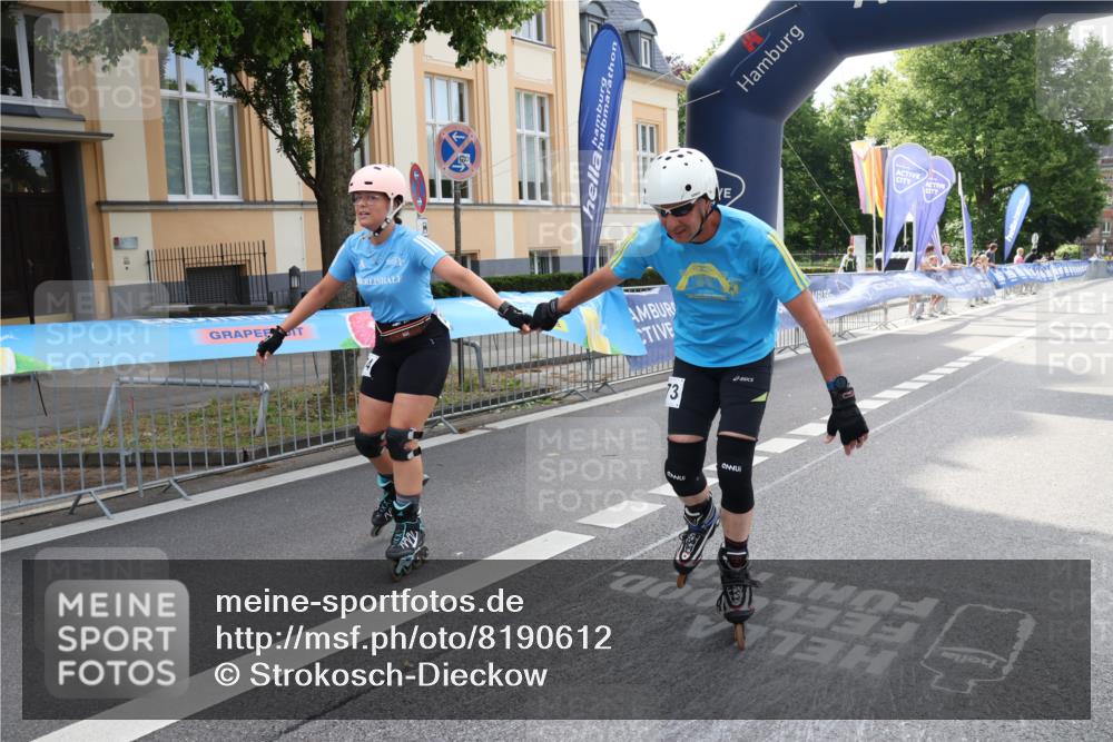 29.06.2025 - hella hamburg halbmarathon Strokosch-Dieckow http://msf.ph/oto/8190612 29.06.2025 09:31:17 Ziel 20236, 20273, 20274 meine-sportfotos.de