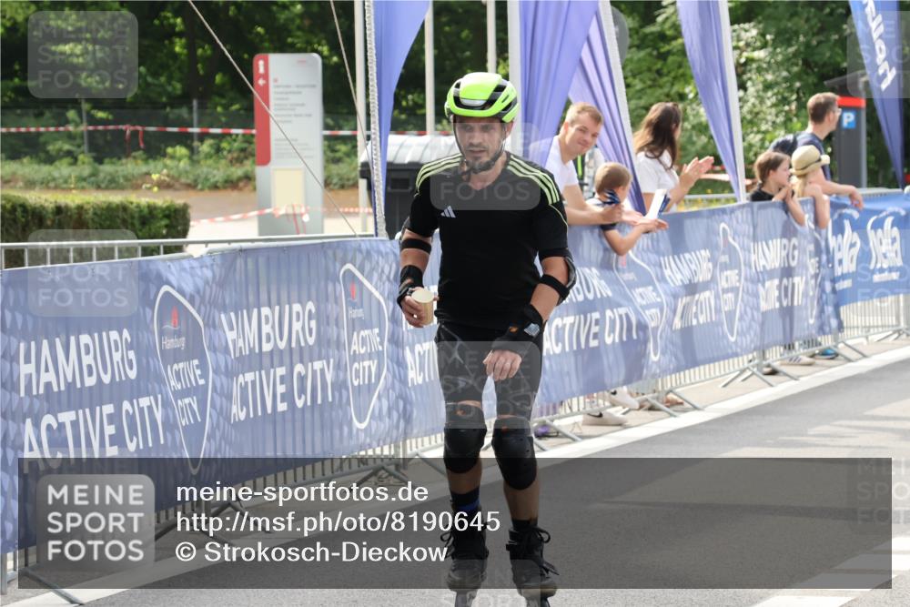 29.06.2025 - hella hamburg halbmarathon Strokosch-Dieckow http://msf.ph/oto/8190645 29.06.2025 09:31:29 Ziel 20038, 20060, 20062, 20236, 20260, 20363 meine-sportfotos.de